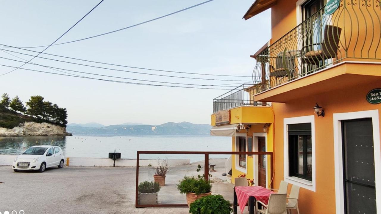 Old Harbour Apartments By Corfuescapes Gaios Exterior foto