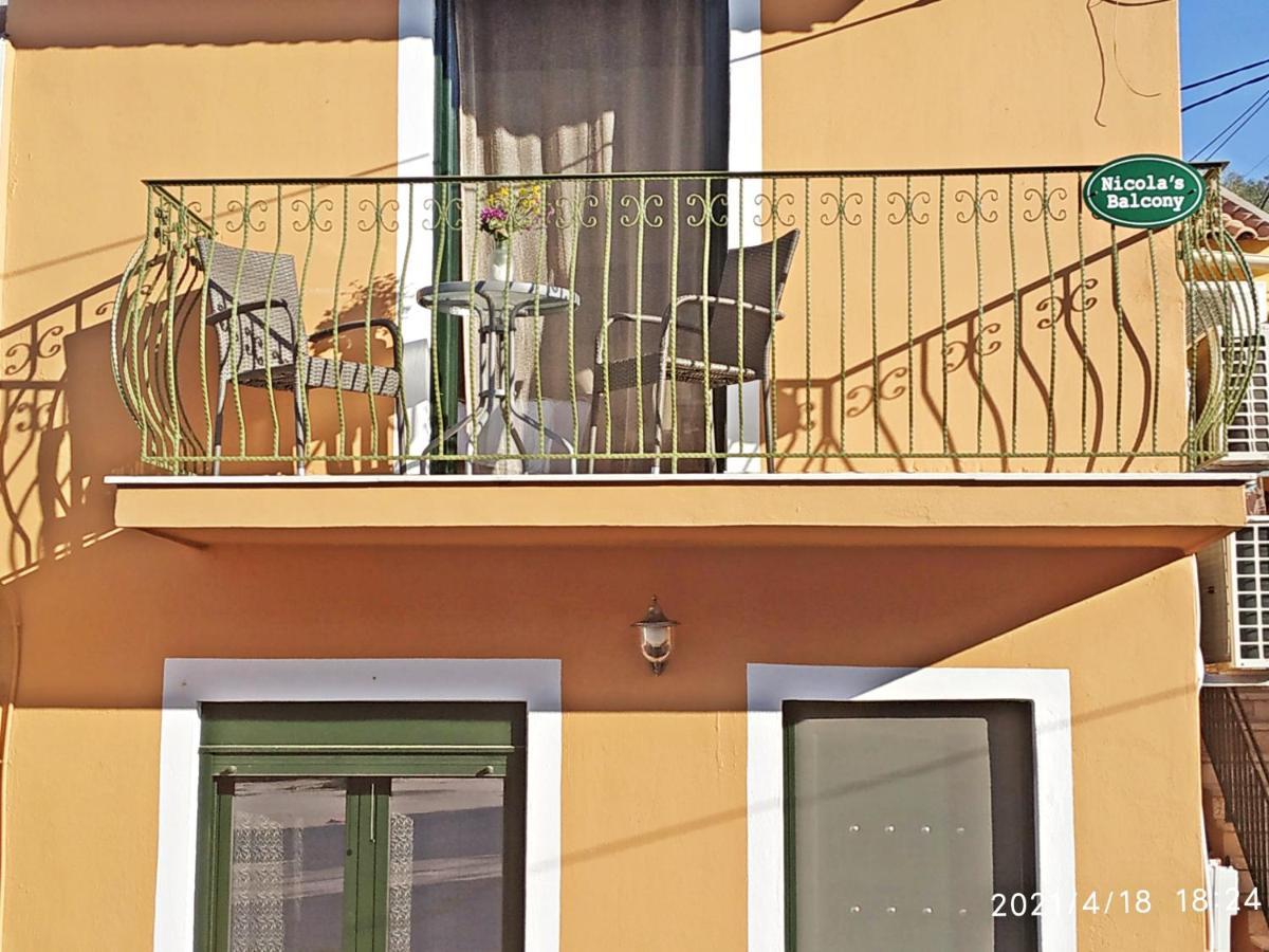 Old Harbour Apartments By Corfuescapes Gaios Exterior foto